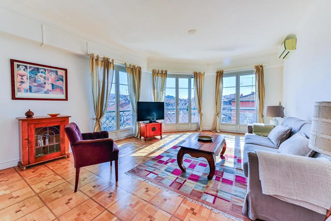 Apartment Le Nice Voltaire
