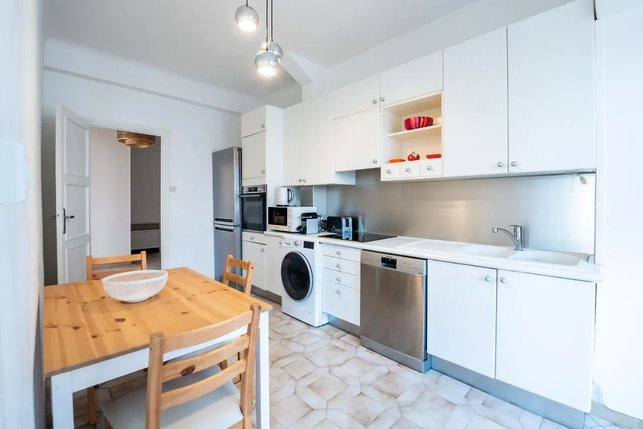Apartment Le Nice Voltaire