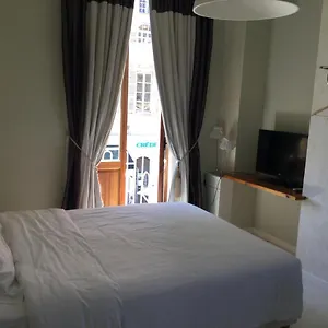 Bed & Breakfast With A Vue, Nice